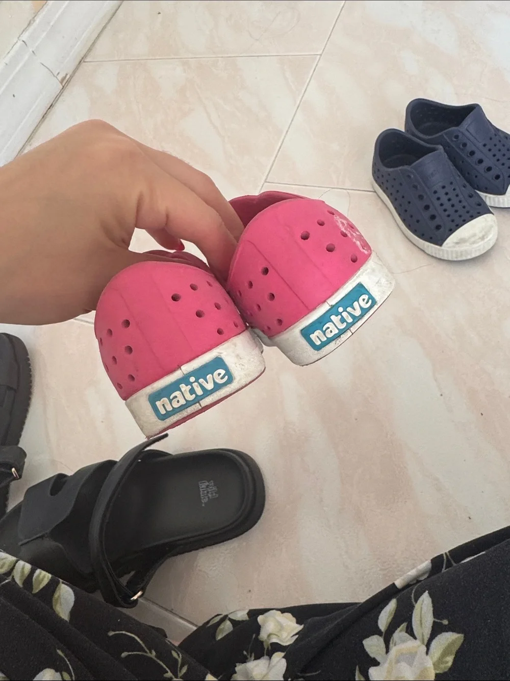 Native Kids Slip-On Water Shoe - Hot Pink with White Toe